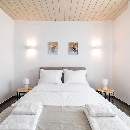 Bay View Suites อาโยส นิโกลาออส ห้อง รูปภาพ